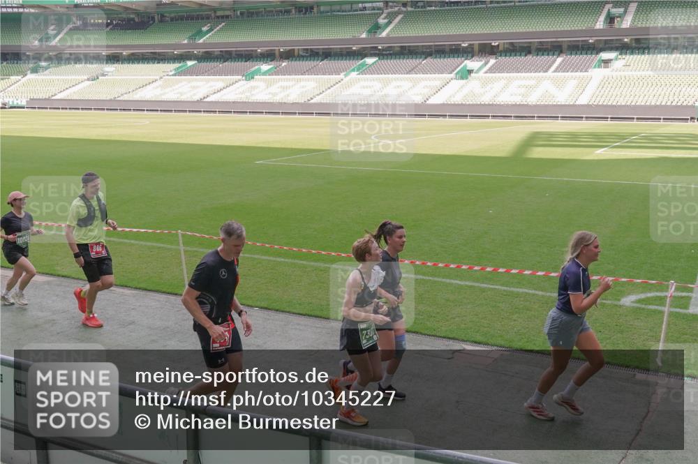 13.09.2026 - 21. swb-Marathon Bremen Michael Burmester http://msf.ph/oto/10345227 13.09.2026 13:31:41 Laufen im Stadion 122, 224, 295, 297, 344, 386, 487, 617, 639, 690, 806, 840, 965, 1114, 1133, 1142, 1310, 1314, 1326, 1329, 1427, 1529, 1775, 1801, 1869, 1892, 1897, 1904, 1923, 2216, 2242, 2249, 2253, 2270, 2274, 2344, 2368, 2372, 2523, 2556, 2629, 2637, 2643, 2649, 2677, 2719, 2726, 2848, 2869, 2871, 2877, 2918, 2945, 2952, 2994, 3038, 3094, 3101, 3140, 3223, 3227, 3350, 3379, 3401, 3426, 3572, 3644, 3723, 3736, 3746, 3873, 3876, 3918, 3944, 357 meine-sportfotos.de