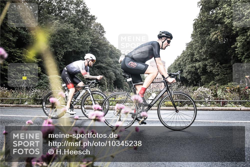 13.09.2026 - Stadtparktriathlon H.Heesch http://msf.ph/oto/10345238 13.09.2026 10:54:23 Radfahren 459, 466, 468, 471, 472 meine-sportfotos.de