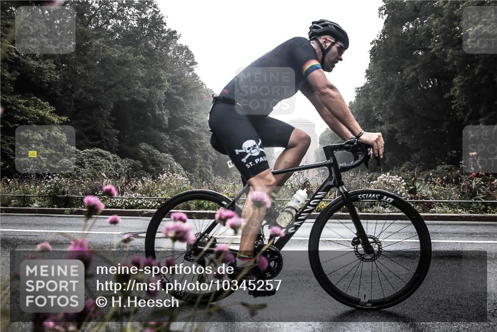 13.09.2026 - Stadtparktriathlon H.Heesch http://msf.ph/oto/10345257 13.09.2026 09:22:46 Radfahren 117, 128, 147, 161, 189 meine-sportfotos.de