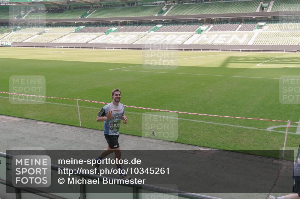 13.09.2026 - 21. swb-Marathon Bremen Michael Burmester http://msf.ph/oto/10345261 13.09.2026 13:31:47 Laufen im Stadion 122, 224, 295, 344, 350, 386, 487, 490, 617, 639, 690, 806, 840, 965, 1114, 1133, 1142, 1310, 1314, 1326, 1329, 1427, 1529, 1775, 1801, 1869, 1892, 1897, 1904, 1923, 2216, 2242, 2253, 2270, 2274, 2320, 2344, 2368, 2372, 2456, 2514, 2523, 2556, 2629, 2637, 2643, 2649, 2677, 2719, 2726, 2848, 2869, 2871, 2877, 2918, 2945, 2952, 2994, 3038, 3094, 3101, 3140, 3223, 3350, 3379, 3401, 3426, 3572, 3644, 3723, 3736, 3746, 3873, 3876, 3918, 3944, 357 meine-sportfotos.de