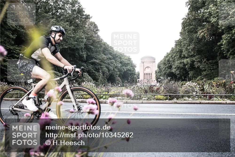 13.09.2026 - Stadtparktriathlon H.Heesch http://msf.ph/oto/10345262 13.09.2026 10:54:52 Radfahren 467 meine-sportfotos.de