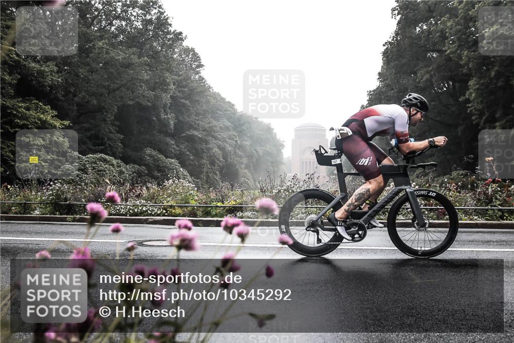 13.09.2026 - Stadtparktriathlon H.Heesch http://msf.ph/oto/10345292 13.09.2026 09:23:02 Radfahren 97, 120, 127, 188 meine-sportfotos.de