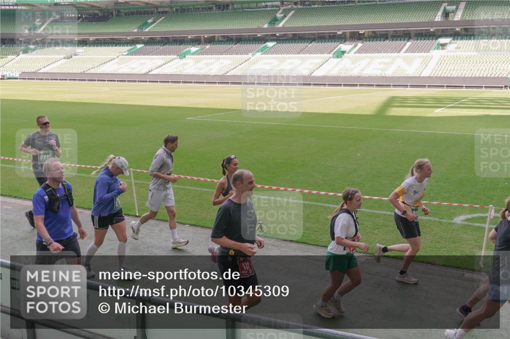 13.09.2026 - 21. swb-Marathon Bremen Michael Burmester http://msf.ph/oto/10345309 13.09.2026 13:32:01 Laufen im Stadion 122, 224, 295, 344, 350, 386, 487, 490, 617, 639, 690, 786, 787, 806, 840, 965, 1114, 1133, 1142, 1292, 1310, 1314, 1326, 1329, 1377, 1427, 1529, 1775, 1801, 1869, 1892, 1897, 1904, 1923, 2216, 2230, 2231, 2253, 2270, 2274, 2320, 2344, 2368, 2372, 2374, 2456, 2514, 2523, 2539, 2556, 2629, 2637, 2643, 2649, 2677, 2719, 2726, 2769, 2848, 2877, 2918, 2945, 2952, 3038, 3094, 3101, 3140, 3223, 3350, 3379, 3401, 3426, 3572, 3644, 3723, 3736, 3746, 3873, 3918, 3944, 357 meine-sportfotos.de