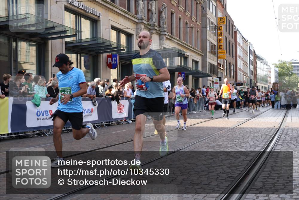 13.09.2026 - 21. swb-Marathon Bremen Strokosch-Dieckow http://msf.ph/oto/10345330 13.09.2026 13:29:41 Ziel 109, 454, 716, 1073, 1173, 1205, 1308, 1611, 1653, 1759, 1780, 1848, 1861, 2126, 3190, 3320, 3618, 3667, 3908, 4115, 4524, 4575, 5039, 5198, 5348, 5631, 6127, 6225, 6720, 6942, 6992, 6994, 7093, 7609, 7932, 8110, 8115, 8267, 8470, 8612, 8771, 8899, 9049, 9104, 9125, 124, 132, 1073, 1083, 1243, 1365, 1387, 1581, 2076, 2289, 2301, 2742, 2957, 3030, 3258, 3721, 4541, 4576, 5244, 5599, 6006, 6103, 6384, 6499, 6690, 6725, 7079, 7884, 8481 meine-sportfotos.de