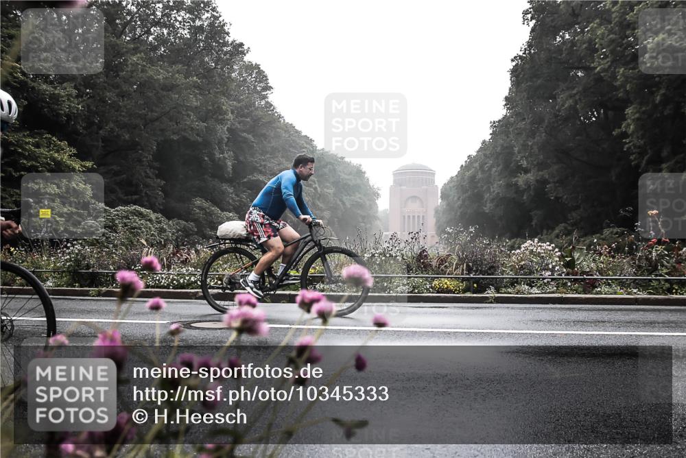 13.09.2026 - Stadtparktriathlon H.Heesch http://msf.ph/oto/10345333 13.09.2026 09:23:33 Radfahren 103 meine-sportfotos.de