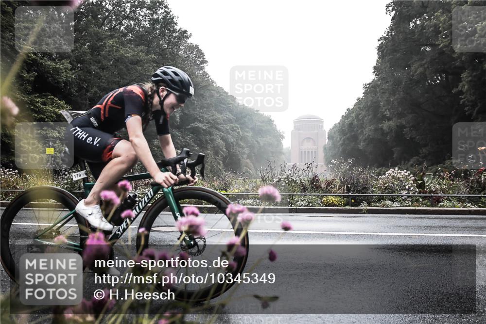 13.09.2026 - Stadtparktriathlon H.Heesch http://msf.ph/oto/10345349 13.09.2026 09:23:53 Radfahren 107, 179, 190, 193 meine-sportfotos.de