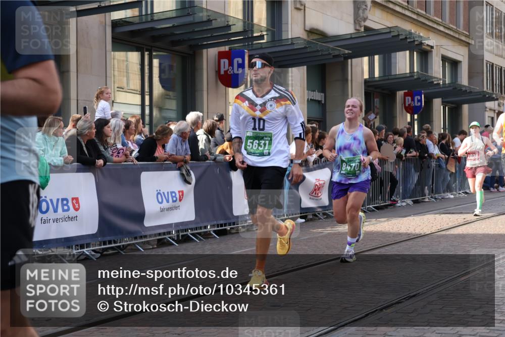 13.09.2026 - 21. swb-Marathon Bremen Strokosch-Dieckow http://msf.ph/oto/10345361 13.09.2026 13:29:42 Ziel 109, 454, 716, 1173, 1205, 1308, 1611, 1653, 1759, 1780, 1848, 1861, 2126, 3190, 3320, 3618, 3667, 3908, 4115, 4524, 4575, 5039, 5198, 5348, 5615, 5631, 6127, 6225, 6720, 6942, 6992, 6994, 7093, 7184, 7609, 7932, 8110, 8115, 8267, 8441, 8470, 8612, 8771, 8899, 9049, 9104, 9125, 124, 132, 716, 1073, 1083, 1243, 1365, 1387, 1581, 2076, 2289, 2301, 2742, 2957, 3030, 3721, 4541, 4576, 5244, 5599, 6006, 6103, 6384, 6499, 6690, 6725, 7079, 7884, 8481 meine-sportfotos.de