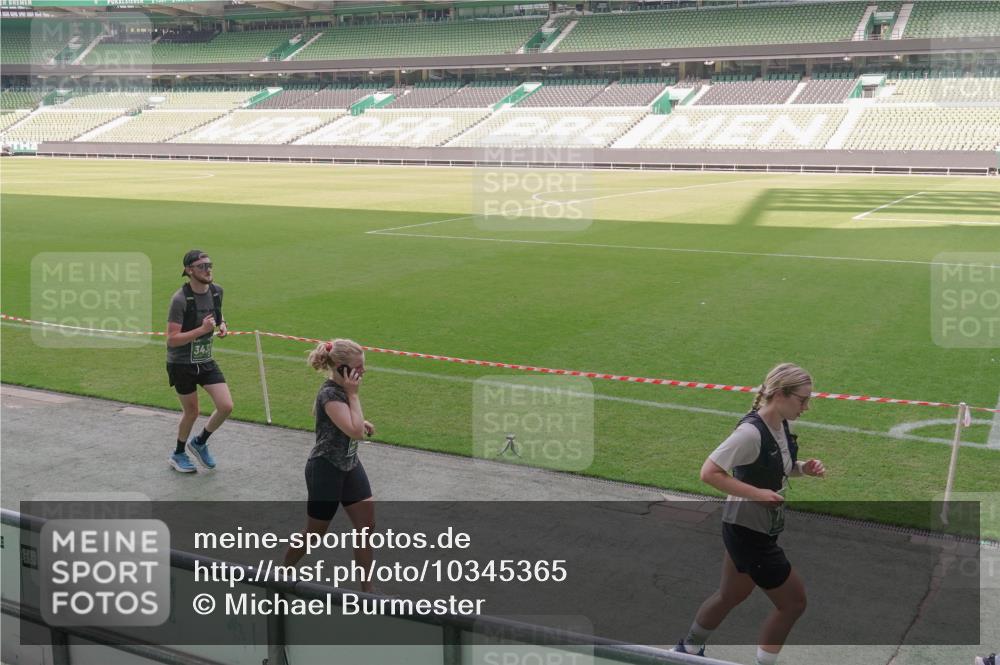 13.09.2026 - 21. swb-Marathon Bremen Michael Burmester http://msf.ph/oto/10345365 13.09.2026 13:32:06 Laufen im Stadion 122, 224, 295, 344, 350, 386, 487, 490, 617, 639, 690, 786, 787, 806, 840, 965, 1114, 1133, 1142, 1292, 1310, 1314, 1326, 1329, 1377, 1427, 1529, 1775, 1801, 1869, 1892, 1897, 1904, 1923, 2216, 2230, 2231, 2253, 2270, 2274, 2320, 2344, 2368, 2372, 2374, 2456, 2514, 2523, 2539, 2556, 2616, 2629, 2637, 2643, 2649, 2677, 2719, 2726, 2769, 2848, 2877, 2945, 2952, 3014, 3038, 3094, 3101, 3140, 3223, 3350, 3379, 3401, 3426, 3572, 3644, 3723, 3736, 3746, 3873, 3918, 3944, 357 meine-sportfotos.de