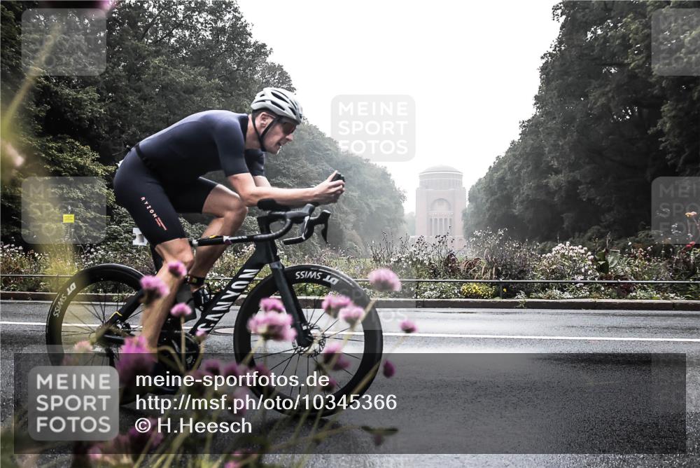 13.09.2026 - Stadtparktriathlon H.Heesch http://msf.ph/oto/10345366 13.09.2026 09:24:01 Radfahren 83, 85, 140, 146 meine-sportfotos.de