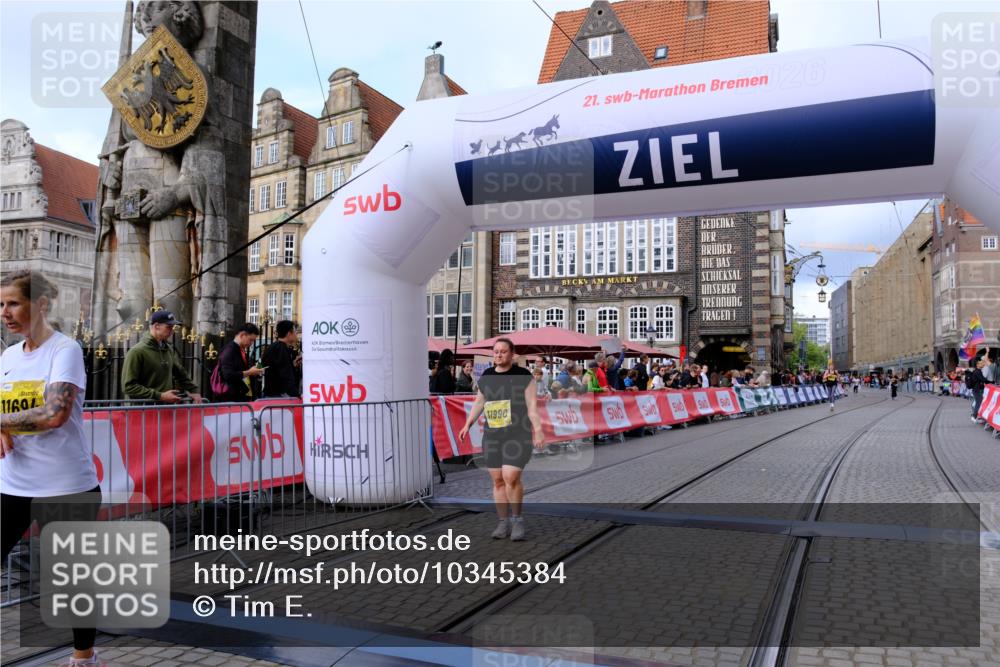 13.09.2026 - 21. swb-Marathon Bremen Tim E. http://msf.ph/oto/10345384 13.09.2026 11:15:25 Ziel 10325, 10605, 11694, 11810, 11990, 12110, 12333 meine-sportfotos.de