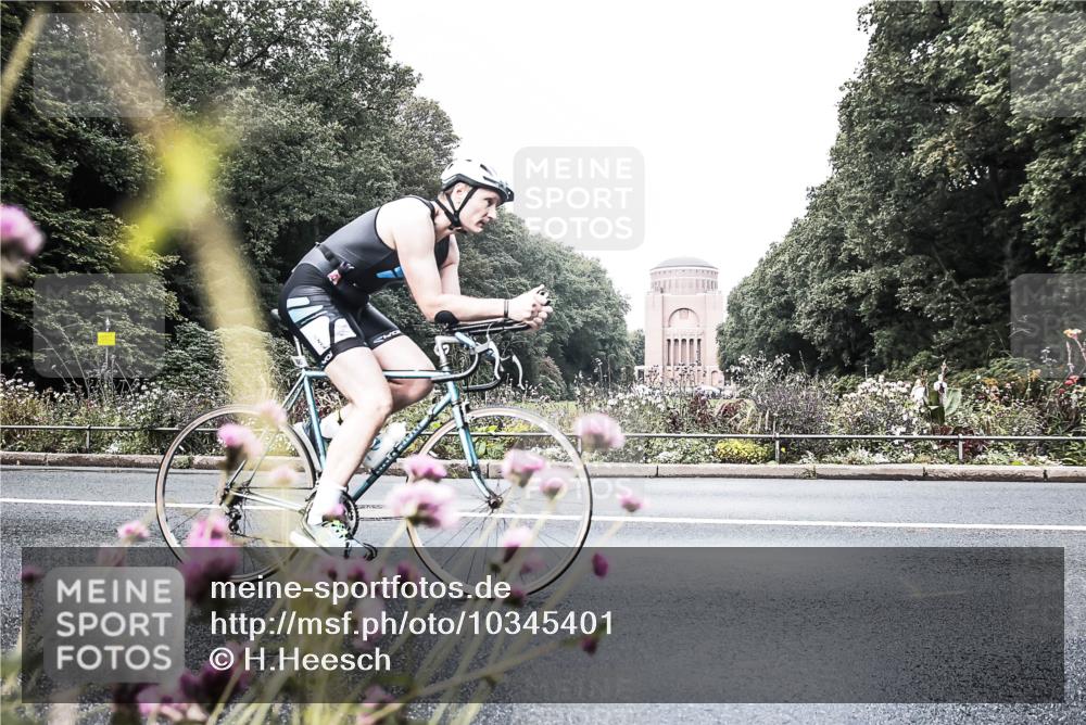 13.09.2026 - Stadtparktriathlon H.Heesch http://msf.ph/oto/10345401 13.09.2026 10:56:03 Radfahren 427, 506, 513, 561, 671 meine-sportfotos.de