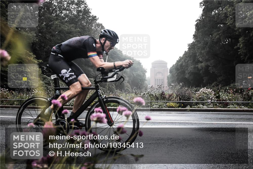 13.09.2026 - Stadtparktriathlon H.Heesch http://msf.ph/oto/10345413 13.09.2026 09:24:32 Radfahren 98, 139, 173, 207 meine-sportfotos.de