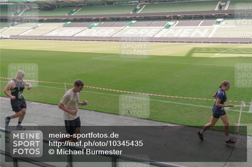 13.09.2026 - 21. swb-Marathon Bremen Michael Burmester http://msf.ph/oto/10345435 13.09.2026 13:32:17 Laufen im Stadion 122, 224, 295, 344, 350, 386, 487, 490, 617, 690, 786, 787, 840, 965, 1114, 1133, 1142, 1292, 1310, 1314, 1326, 1329, 1377, 1427, 1529, 1591, 1592, 1775, 1801, 1869, 1892, 1897, 1904, 1923, 2230, 2231, 2253, 2270, 2274, 2320, 2344, 2374, 2456, 2514, 2523, 2539, 2556, 2616, 2629, 2630, 2643, 2649, 2677, 2726, 2769, 2848, 2877, 2945, 2952, 3014, 3038, 3094, 3140, 3223, 3350, 3379, 3401, 3426, 3572, 3601, 3644, 3723, 3736, 3746, 3901, 3918, 3944 meine-sportfotos.de
