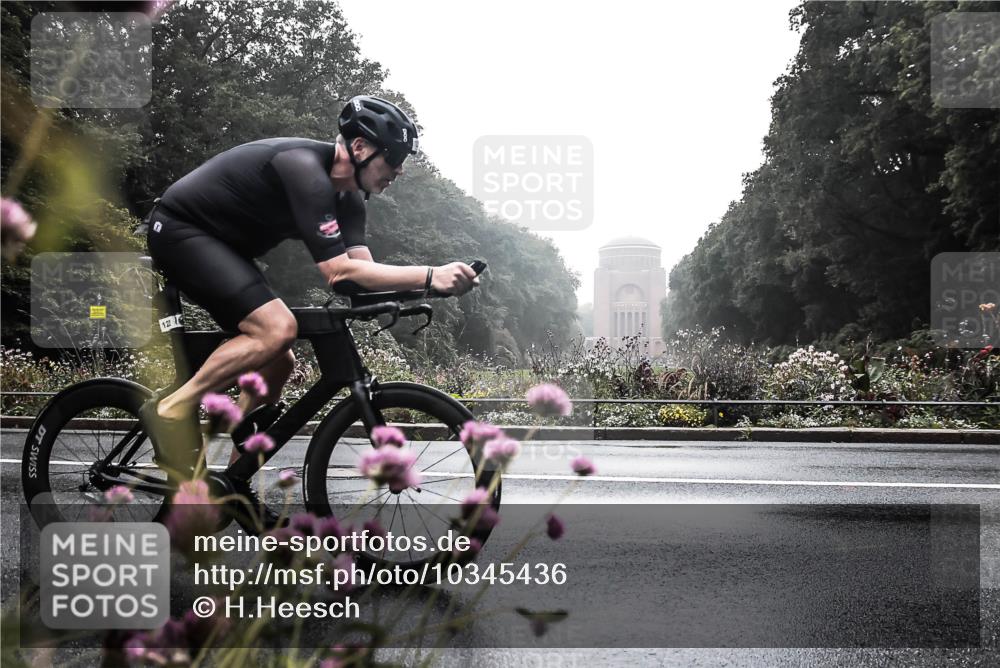 13.09.2026 - Stadtparktriathlon H.Heesch http://msf.ph/oto/10345436 13.09.2026 09:25:01 Radfahren 122 meine-sportfotos.de