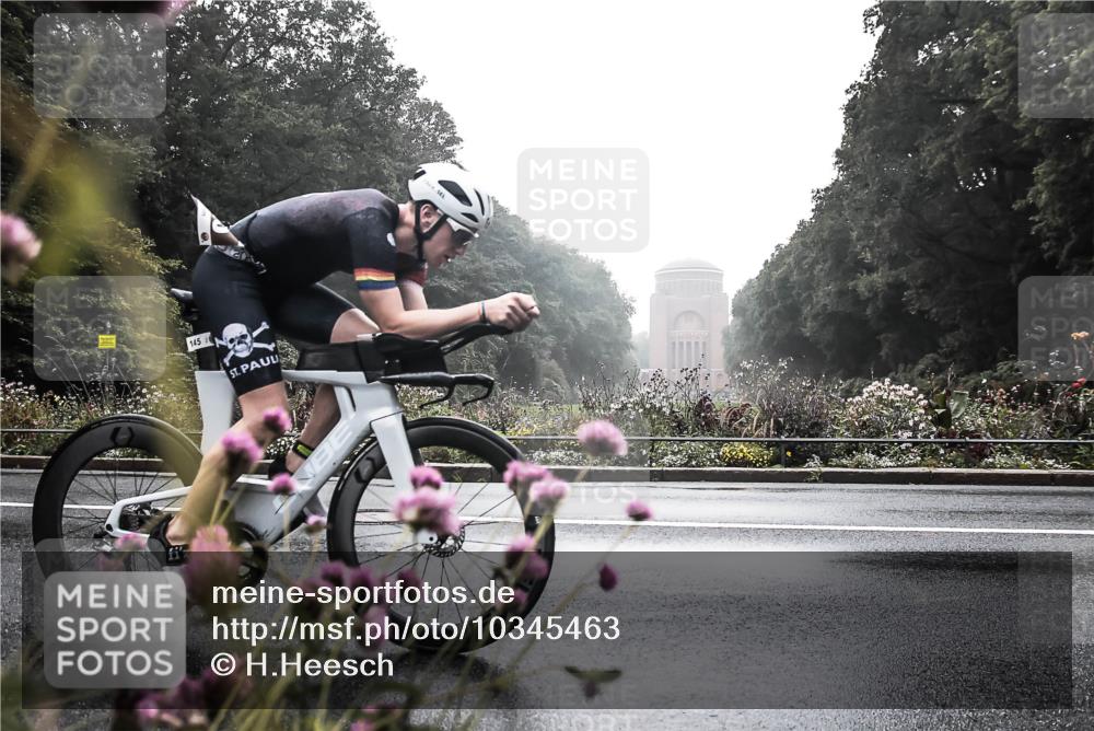 13.09.2026 - Stadtparktriathlon H.Heesch http://msf.ph/oto/10345463 13.09.2026 09:25:18 Radfahren 134, 145 meine-sportfotos.de