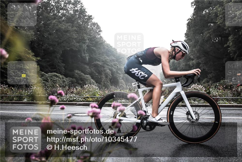 13.09.2026 - Stadtparktriathlon H.Heesch http://msf.ph/oto/10345477 13.09.2026 09:25:27 Radfahren 91, 148 meine-sportfotos.de