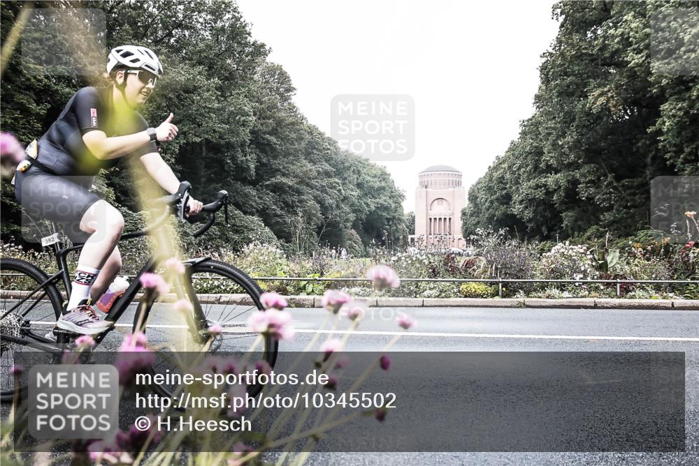 13.09.2026 - Stadtparktriathlon H.Heesch http://msf.ph/oto/10345502 13.09.2026 10:57:06 Radfahren 382, 415, 462, 480, 540 meine-sportfotos.de