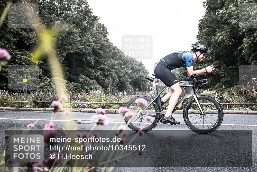 13.09.2026 - Stadtparktriathlon H.Heesch http://msf.ph/oto/10345512 13.09.2026 10:57:08 Radfahren 382, 462, 480, 540 meine-sportfotos.de
