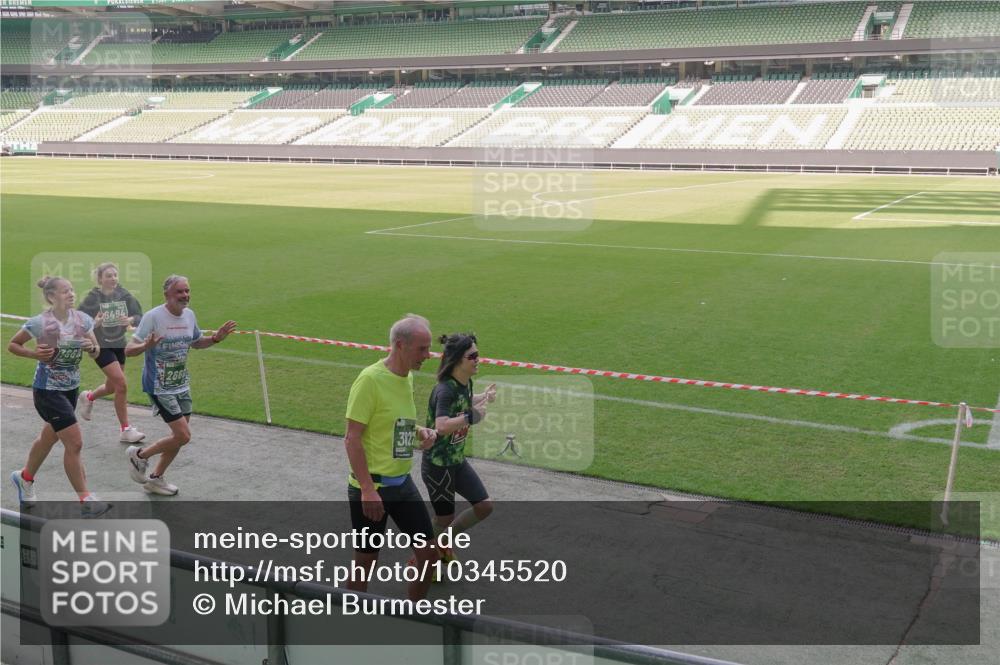 13.09.2026 - 21. swb-Marathon Bremen Michael Burmester http://msf.ph/oto/10345520 13.09.2026 13:32:32 Laufen im Stadion 155, 295, 344, 350, 386, 487, 490, 617, 690, 786, 787, 840, 965, 1001, 1051, 1133, 1142, 1292, 1310, 1314, 1326, 1329, 1377, 1427, 1591, 1592, 1801, 1869, 1892, 1897, 1904, 1923, 2077, 2132, 2226, 2230, 2231, 2253, 2270, 2274, 2320, 2344, 2374, 2456, 2514, 2523, 2539, 2556, 2616, 2630, 2649, 2677, 2726, 2769, 2848, 2945, 2952, 3014, 3038, 3094, 3140, 3223, 3350, 3379, 3426, 3572, 3601, 3644, 3723, 3736, 3746, 3901, 3918, 3944 meine-sportfotos.de