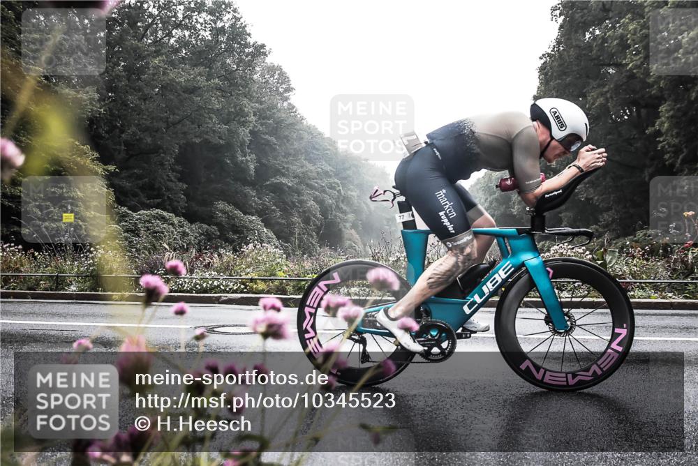 13.09.2026 - Stadtparktriathlon H.Heesch http://msf.ph/oto/10345523 13.09.2026 09:26:20 Radfahren 77, 185, 187, 200 meine-sportfotos.de