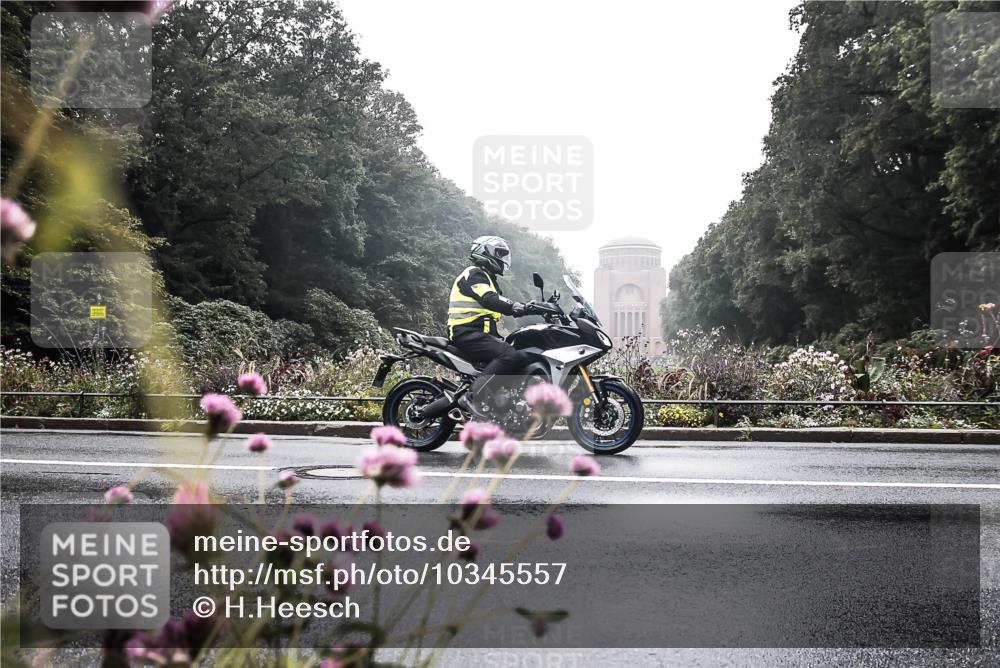 13.09.2026 - Stadtparktriathlon H.Heesch http://msf.ph/oto/10345557 13.09.2026 09:26:49 Radfahren 96, 102, 181 meine-sportfotos.de