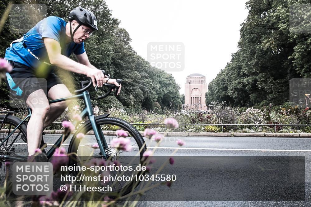 13.09.2026 - Stadtparktriathlon H.Heesch http://msf.ph/oto/10345580 13.09.2026 10:57:44 Radfahren 476, 554 meine-sportfotos.de