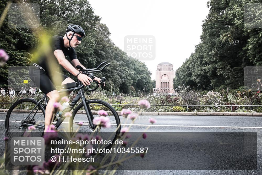 13.09.2026 - Stadtparktriathlon H.Heesch http://msf.ph/oto/10345587 13.09.2026 10:57:46 Radfahren 476, 503, 554 meine-sportfotos.de