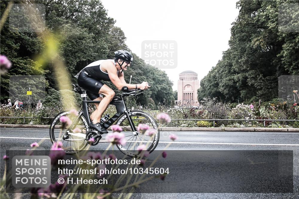 13.09.2026 - Stadtparktriathlon H.Heesch http://msf.ph/oto/10345604 13.09.2026 10:57:51 Radfahren 496, 503, 635 meine-sportfotos.de