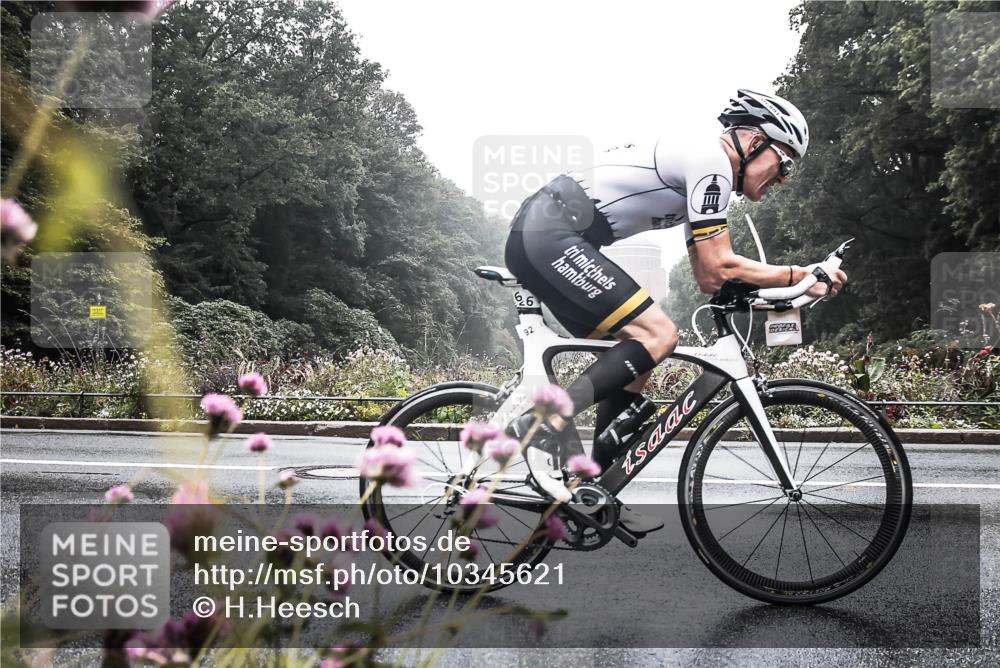 13.09.2026 - Stadtparktriathlon H.Heesch http://msf.ph/oto/10345621 13.09.2026 09:27:27 Radfahren 92, 99, 119, 130, 155 meine-sportfotos.de