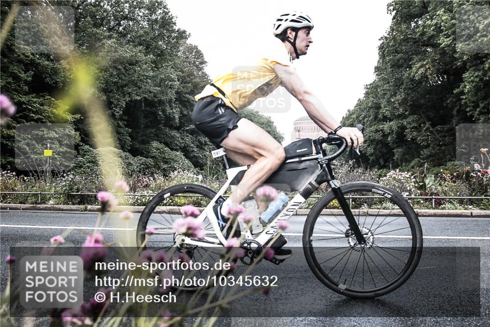 13.09.2026 - Stadtparktriathlon H.Heesch http://msf.ph/oto/10345632 13.09.2026 10:58:00 Radfahren 508, 514, 590, 595, 597, 702 meine-sportfotos.de
