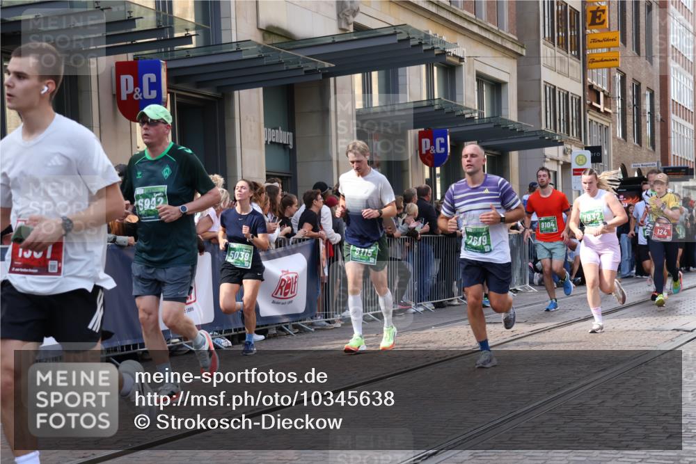 13.09.2026 - 21. swb-Marathon Bremen Strokosch-Dieckow http://msf.ph/oto/10345638 13.09.2026 13:29:49 Ziel 881, 1205, 1308, 1611, 1653, 1759, 1780, 1848, 1909, 1938, 2126, 2364, 3190, 3908, 4763, 5039, 5198, 5348, 5615, 5631, 6225, 6720, 6942, 6992, 6994, 7184, 7609, 7932, 7966, 8110, 8115, 8441, 8470, 9015, 9104, 9125, 9529, 109, 124, 454, 716, 1073, 1173, 1243, 1581, 1861, 2076, 2289, 2742, 3030, 3320, 3618, 3667, 3908, 4115, 4524, 4575, 4576, 5244, 6006, 6127, 6384, 6690, 6725, 7079, 7093, 7884, 8267, 8481, 8899, 9049 meine-sportfotos.de