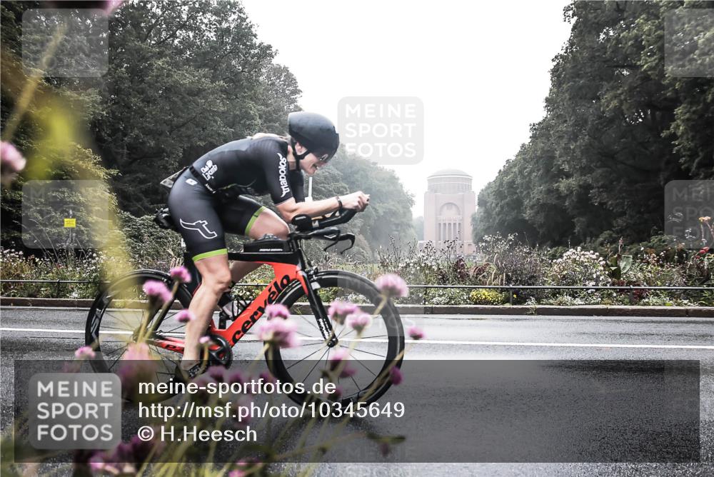 13.09.2026 - Stadtparktriathlon H.Heesch http://msf.ph/oto/10345649 13.09.2026 09:28:02 Radfahren 115, 194 meine-sportfotos.de