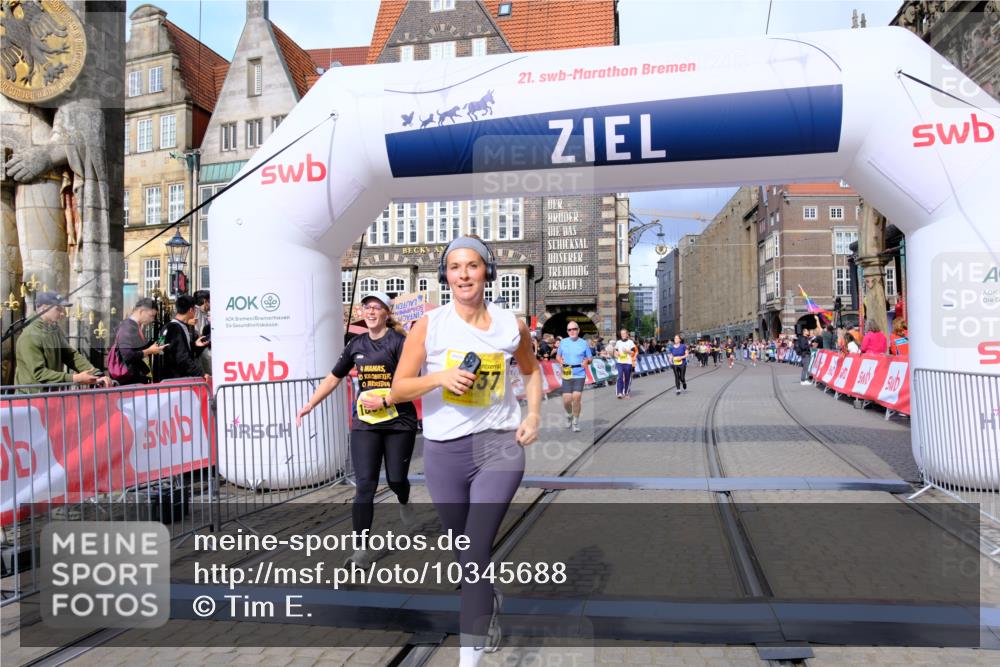 13.09.2026 - 21. swb-Marathon Bremen Tim E. http://msf.ph/oto/10345688 13.09.2026 11:16:00 Ziel 10572, 10900, 11307, 11504, 11778, 11897, 12137 meine-sportfotos.de