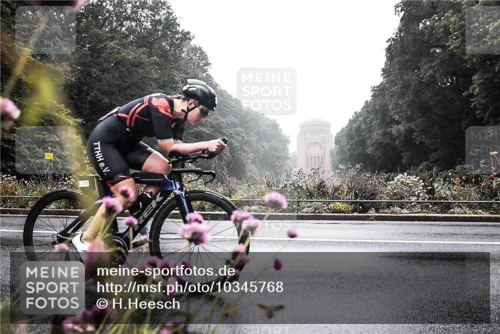 13.09.2026 - Stadtparktriathlon H.Heesch http://msf.ph/oto/10345768 13.09.2026 09:29:22 Radfahren 150, 163, 177, 186 meine-sportfotos.de