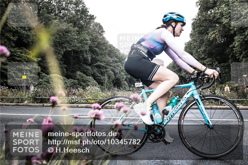 13.09.2026 - Stadtparktriathlon H.Heesch http://msf.ph/oto/10345782 13.09.2026 10:58:41 Radfahren 442, 450, 483, 499, 502, 573, 598, 621, 630, 632, 634, 668 meine-sportfotos.de