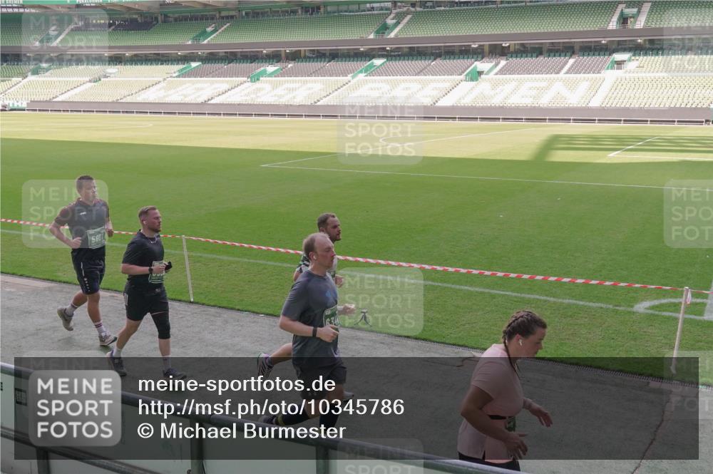 13.09.2026 - 21. swb-Marathon Bremen Michael Burmester http://msf.ph/oto/10345786 13.09.2026 13:33:10 Laufen im Stadion 155, 344, 350, 386, 428, 490, 594, 617, 690, 765, 786, 787, 1001, 1048, 1051, 1098, 1133, 1292, 1326, 1377, 1427, 1557, 1591, 1592, 1661, 1760, 1801, 1869, 1897, 1923, 1996, 2077, 2132, 2226, 2230, 2231, 2253, 2270, 2274, 2320, 2344, 2374, 2399, 2400, 2456, 2479, 2514, 2515, 2523, 2539, 2543, 2556, 2616, 2630, 2641, 2649, 2718, 2757, 2769, 2787, 2848, 2945, 2982, 3014, 3350, 3379, 3443, 3503, 3572, 3577, 3601, 3614, 3644, 3746, 3797, 3875, 3901, 3911, 3952, 4001 meine-sportfotos.de