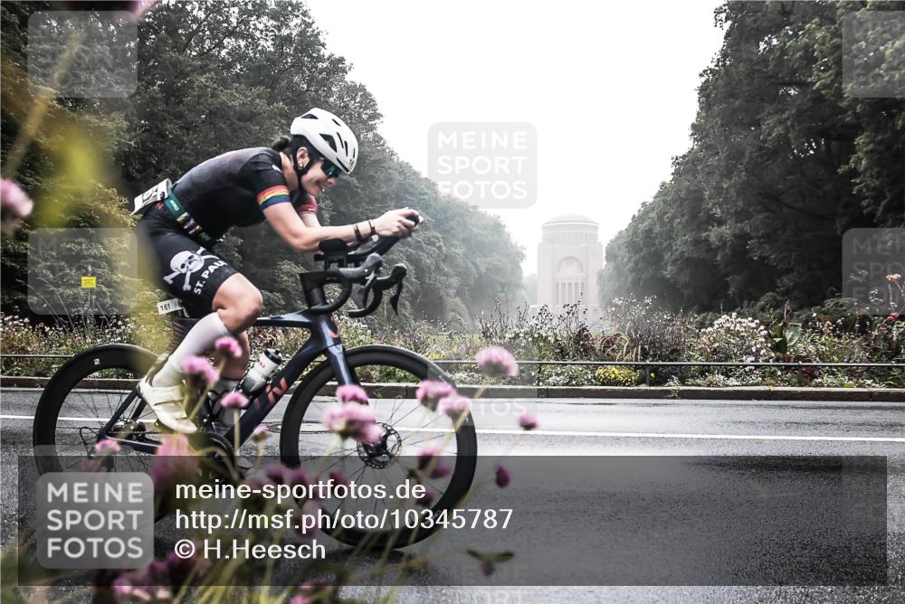 13.09.2026 - Stadtparktriathlon H.Heesch http://msf.ph/oto/10345787 13.09.2026 09:29:45 Radfahren 104, 117, 118, 161, 188, 189, 201, 203 meine-sportfotos.de