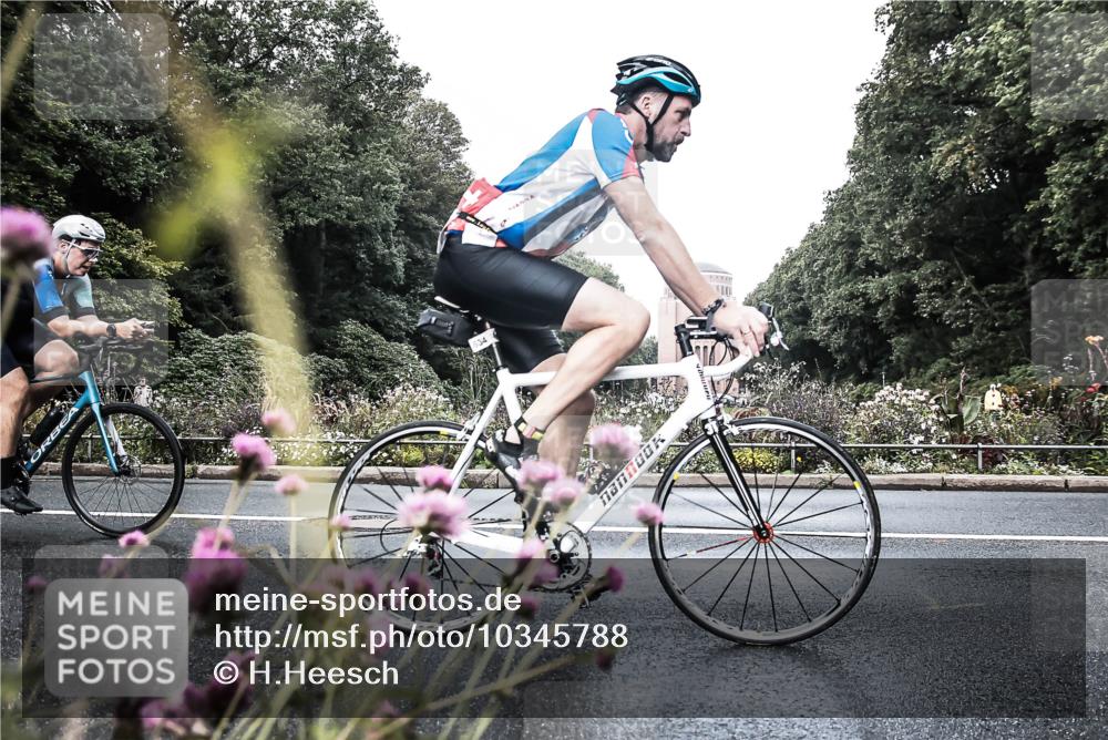 13.09.2026 - Stadtparktriathlon H.Heesch http://msf.ph/oto/10345788 13.09.2026 10:58:42 Radfahren 407, 442, 450, 483, 499, 573, 598, 605, 611, 621, 630, 632, 634, 668 meine-sportfotos.de