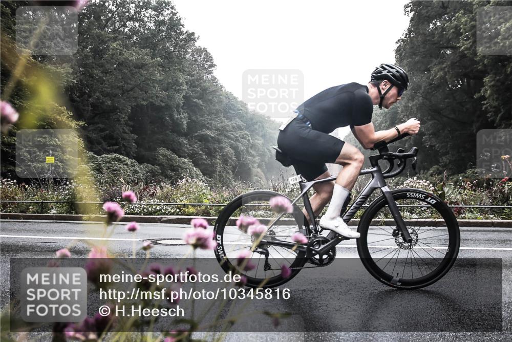 13.09.2026 - Stadtparktriathlon H.Heesch http://msf.ph/oto/10345816 13.09.2026 09:29:51 Radfahren 118, 128, 142, 147, 188, 201, 203 meine-sportfotos.de