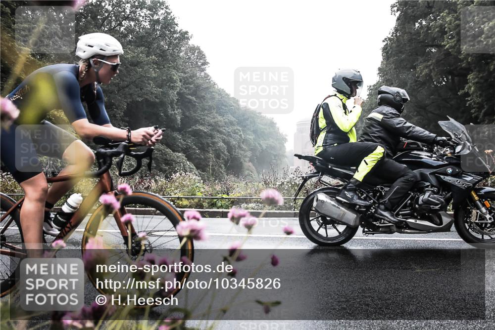 13.09.2026 - Stadtparktriathlon H.Heesch http://msf.ph/oto/10345826 13.09.2026 09:29:53 Radfahren 128, 142, 147 meine-sportfotos.de