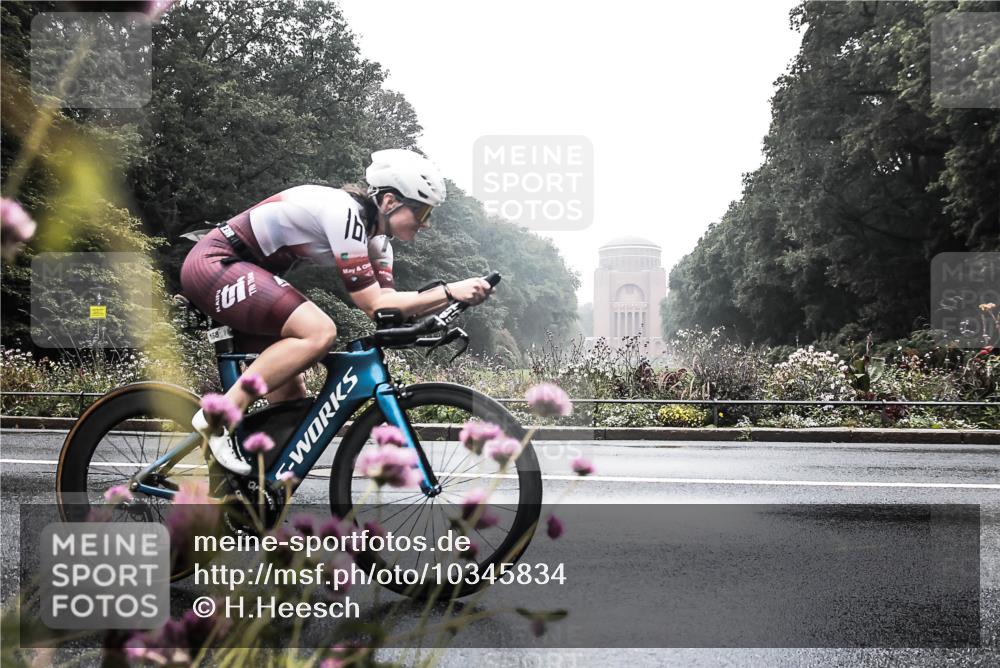 13.09.2026 - Stadtparktriathlon H.Heesch http://msf.ph/oto/10345834 13.09.2026 09:30:10 Radfahren 168 meine-sportfotos.de