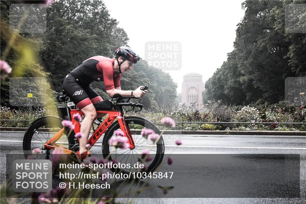 13.09.2026 - Stadtparktriathlon H.Heesch http://msf.ph/oto/10345847 13.09.2026 09:30:24 Radfahren 165 meine-sportfotos.de