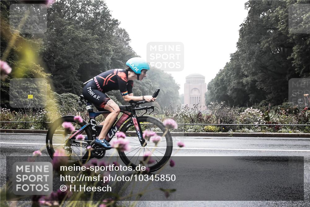 13.09.2026 - Stadtparktriathlon H.Heesch http://msf.ph/oto/10345850 13.09.2026 09:30:38 Radfahren 97, 174 meine-sportfotos.de