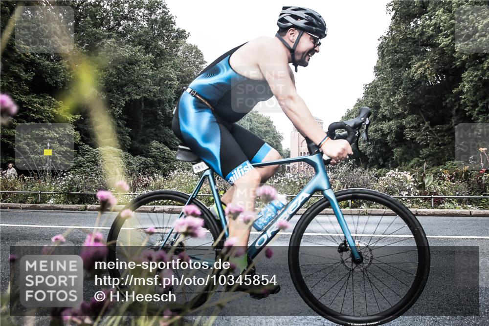 13.09.2026 - Stadtparktriathlon H.Heesch http://msf.ph/oto/10345854 13.09.2026 10:58:54 Radfahren 457, 478, 523, 586, 691, 707 meine-sportfotos.de