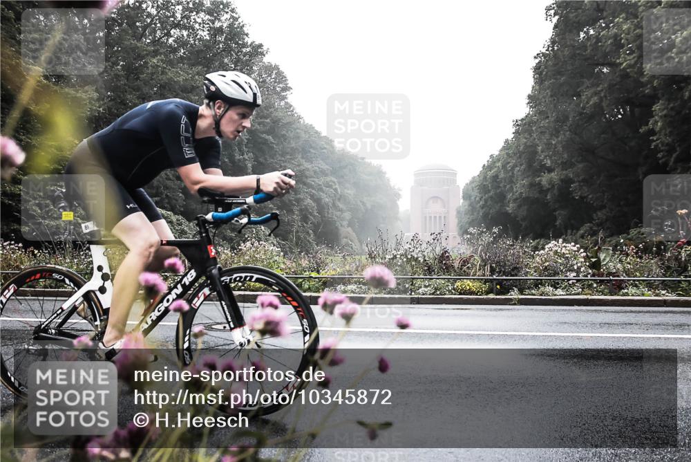 13.09.2026 - Stadtparktriathlon H.Heesch http://msf.ph/oto/10345872 13.09.2026 09:31:02 Radfahren 89, 179 meine-sportfotos.de