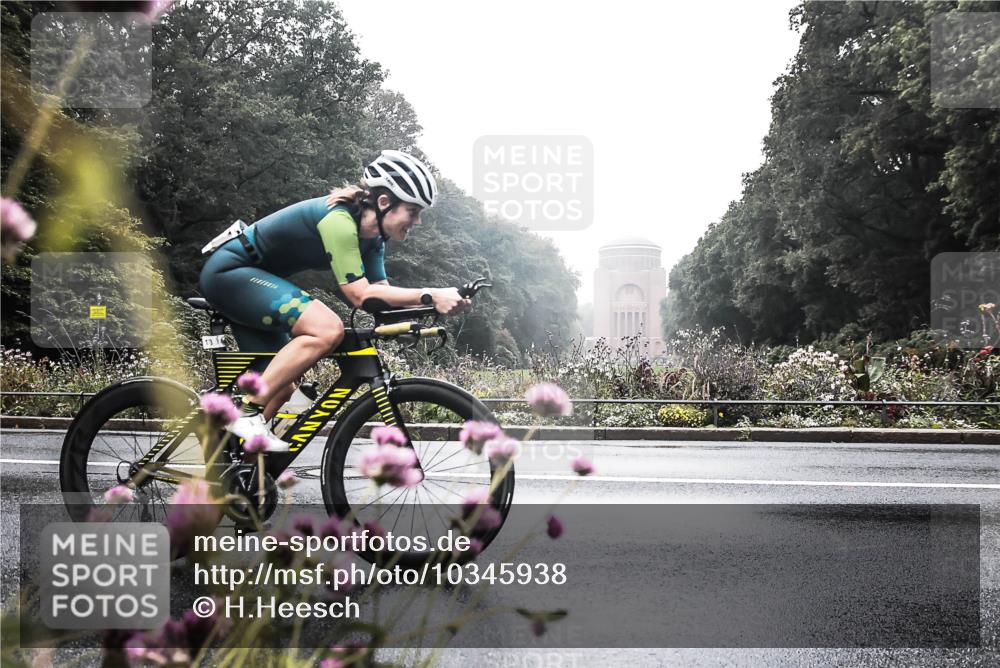 13.09.2026 - Stadtparktriathlon H.Heesch http://msf.ph/oto/10345938 13.09.2026 09:32:13 Radfahren 173, 207 meine-sportfotos.de