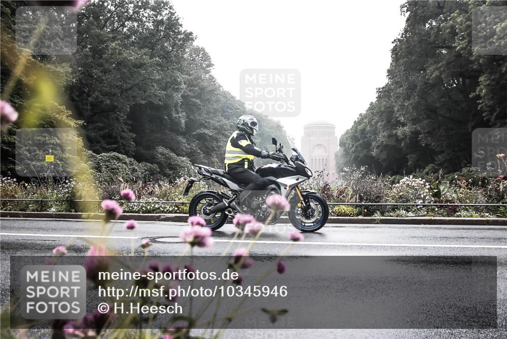 13.09.2026 - Stadtparktriathlon H.Heesch http://msf.ph/oto/10345946 13.09.2026 09:32:39 Radfahren 122 meine-sportfotos.de
