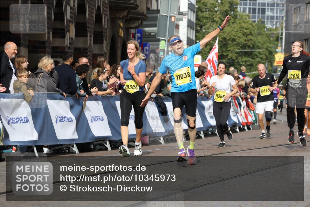 13.09.2026 - 21. swb-Marathon Bremen Strokosch-Dieckow http://msf.ph/oto/10345973 13.09.2026 10:52:59 Ziel 10193, 10339, 10652, 10734, 10812, 10827, 10906, 10958, 11002, 11109, 11144, 11350, 11362, 11597, 11604, 11605, 12338, 12361, 12399, 12439, 12533, 10284, 10585, 10714, 11012, 11282, 11575, 12170, 12369, 12398 meine-sportfotos.de