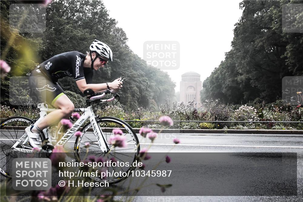 13.09.2026 - Stadtparktriathlon H.Heesch http://msf.ph/oto/10345987 13.09.2026 09:33:49 Radfahren 199 meine-sportfotos.de