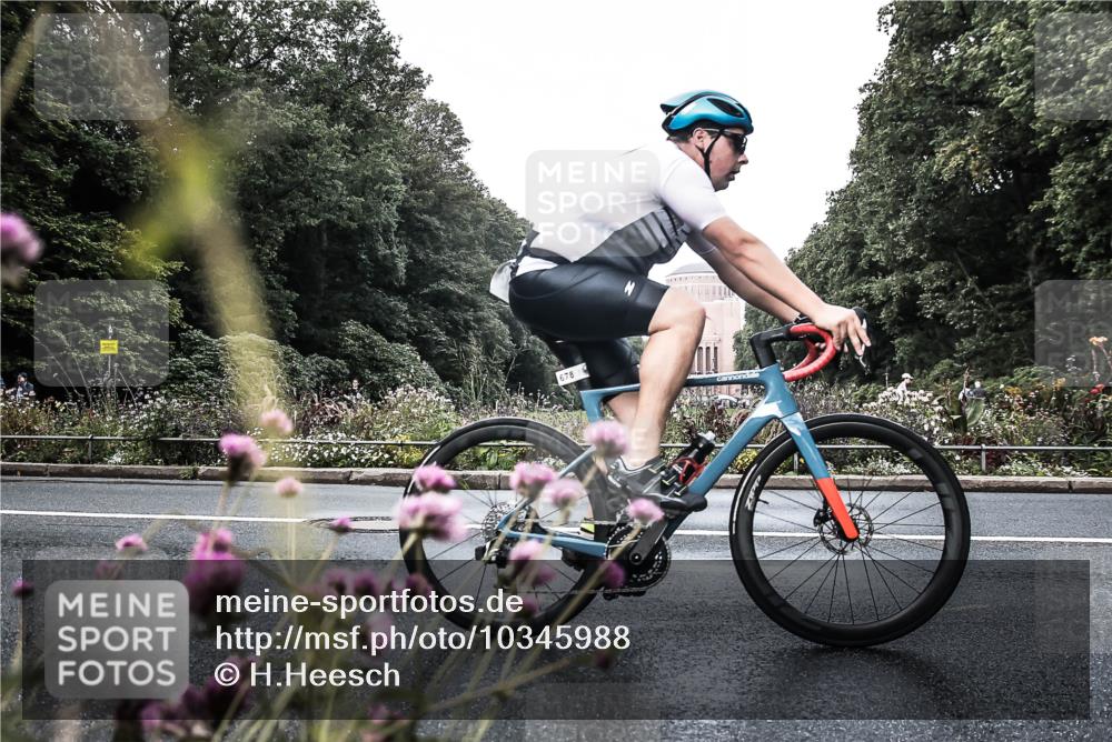 13.09.2026 - Stadtparktriathlon H.Heesch http://msf.ph/oto/10345988 13.09.2026 10:59:53 Radfahren 518, 575, 606, 678, 699 meine-sportfotos.de